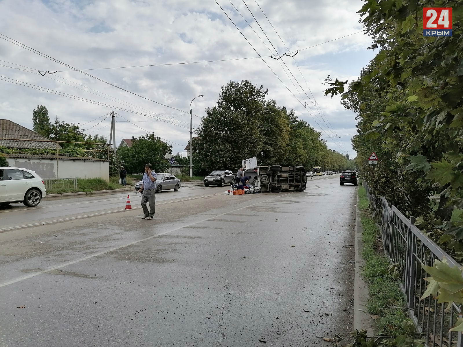 В Керчи иномарка влетела в машину скорой помощи