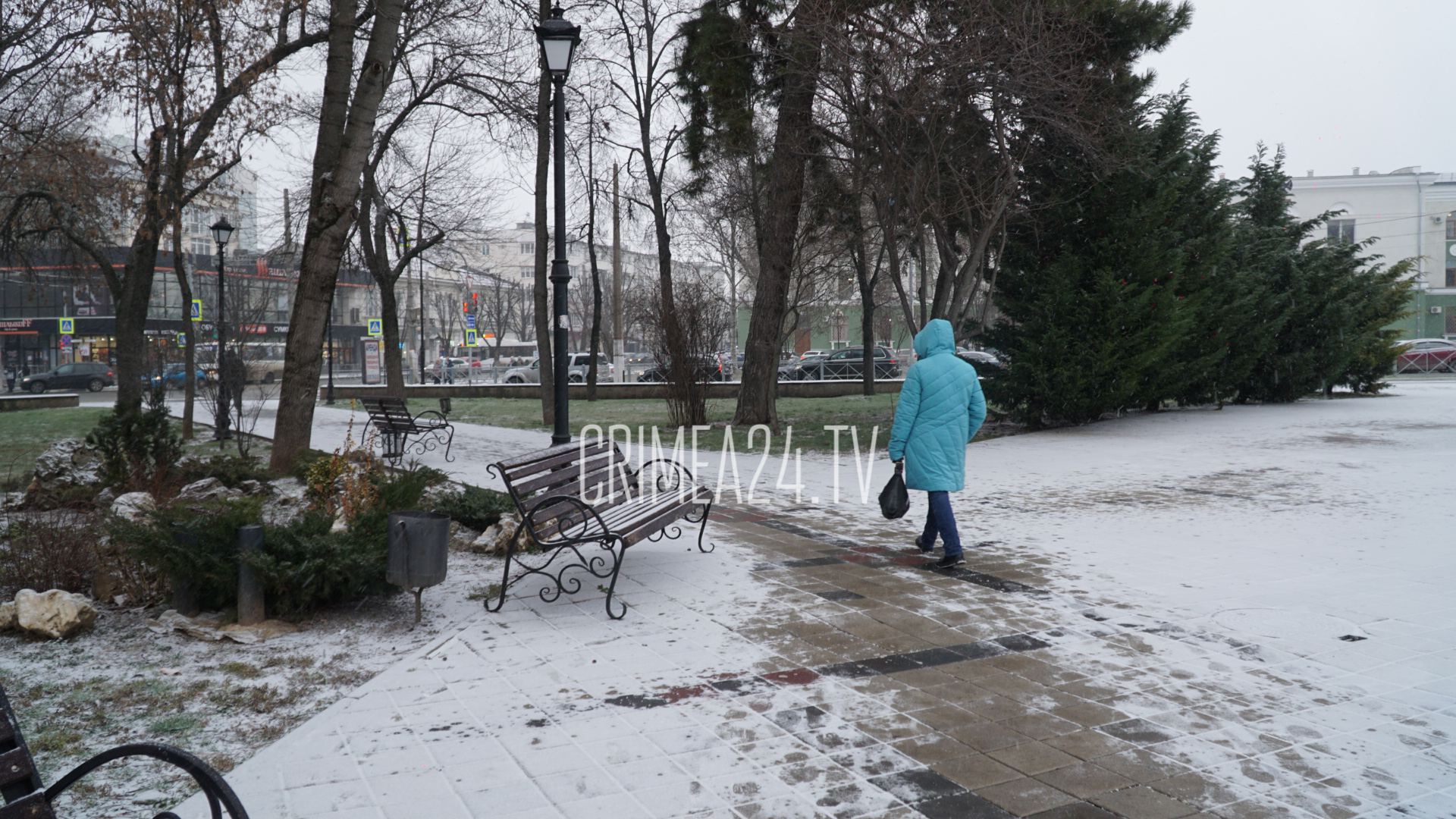 Сколько мороз улица. Снег в Севастополе. Снег в Симферополе 1 декабря. Снег в Симферополе 2023. Сухо на улице.