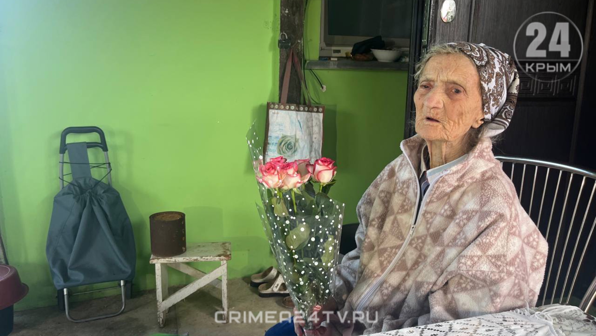 В Крыму поздравили 103-летнего ветерана с днём рождения