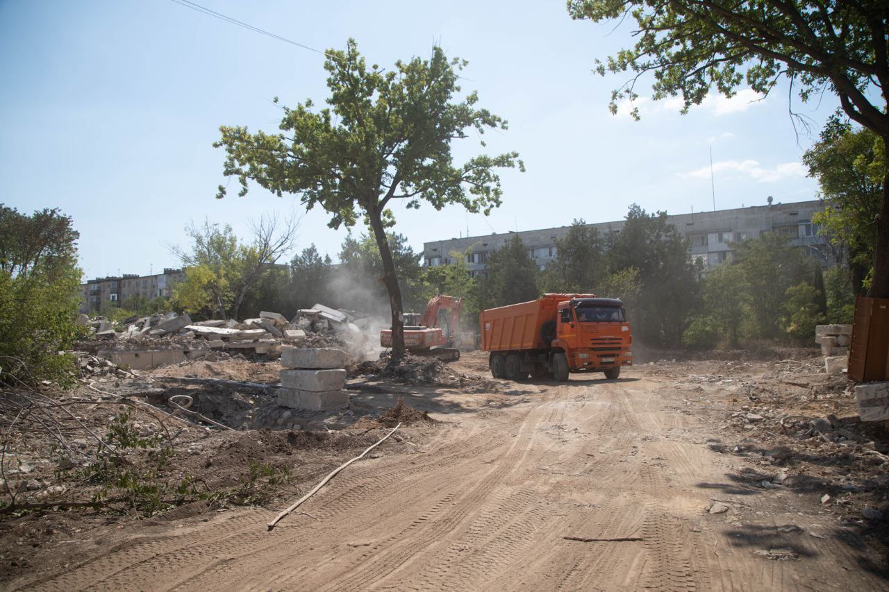 В Саках и Евпатории все значимые стройки ведутся по графику